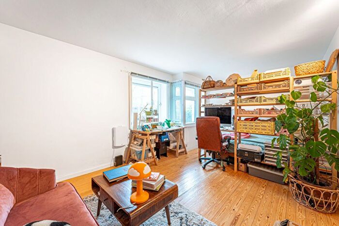 Studio To Rent In Albert Street, Camden, London, NW1