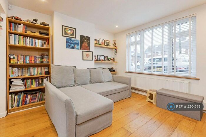 3 Bedroom Semi-Detached House To Rent In Repton Road, Orpington, BR6