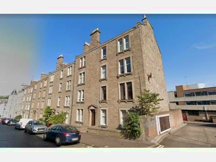 1 Bedroom Flat To Rent In Forest Park Road, Dundee, DD1