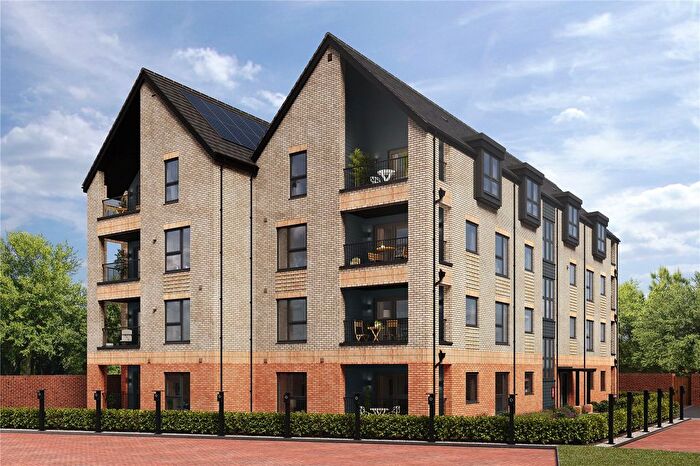 2 Bedroom Flat For Sale In Stapleton Close, Egham, Surrey, TW20