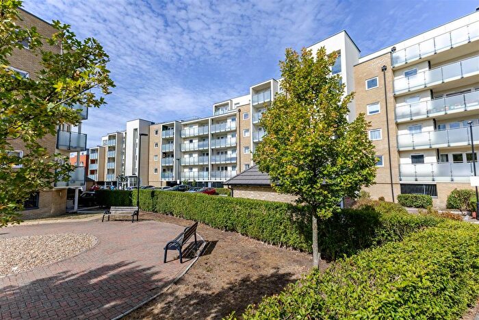 2 Bedroom Flat For Sale In Walsham Court, Ickenham, UB10