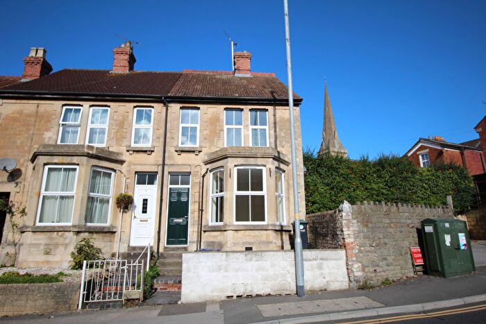 3 Bedroom End Of Terrace House To Rent In Park Lane, Chippenham, SN15