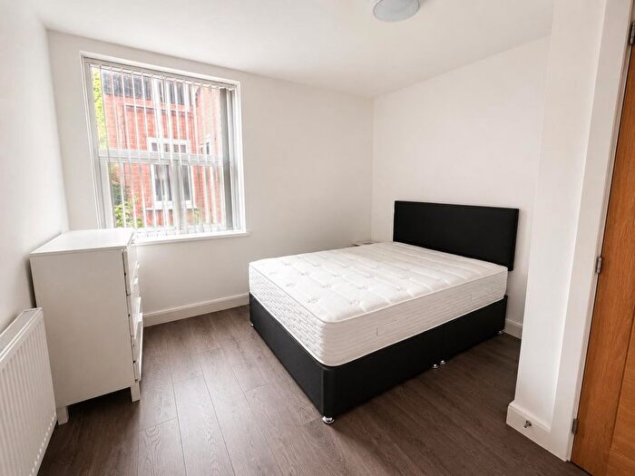 1 Bedroom Flat To Rent In Lichfield Street, Walsall, WS1
