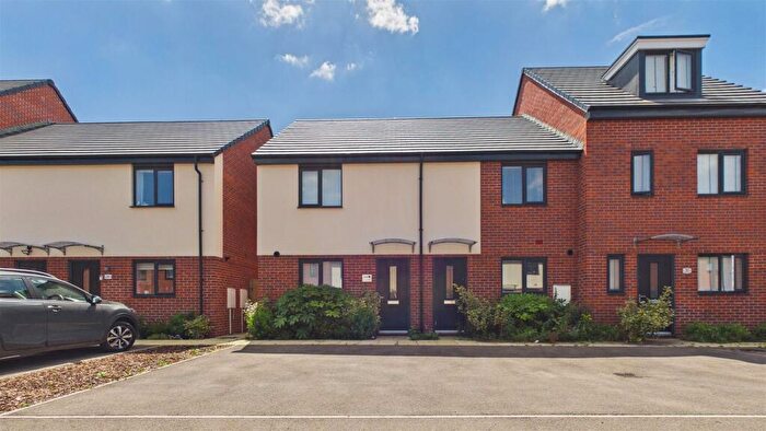 2 Bedroom End Of Terrace House For Sale In Noble Close, Gunthorpe, Peterborough, PE4