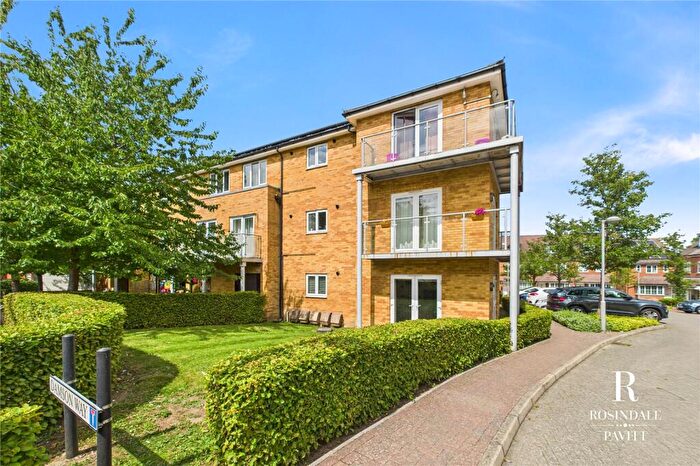 2 Bedroom Apartment For Sale In Damson Way, Carshalton On The Hill, SM5