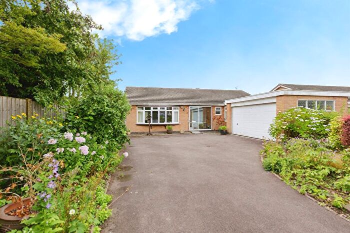 3 Bedroom Detached Bungalow For Sale In Elmtree Drive, Burbage, Hinckley, LE10