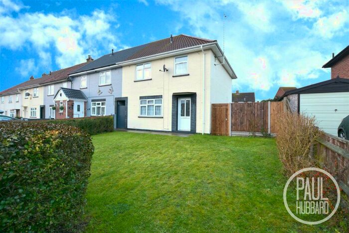 3 Bedroom Semi-Detached House To Rent In Greenfield Road, Lowestoft, Suffolk, NR33