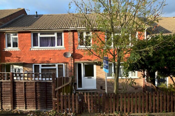 3 Bedroom Terraced House To Rent In Sundridge Drive, Walderslade, Chatham ME5