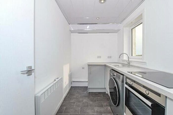 1 Bedroom Flat To Rent In Douglas Drive, East Kilbride, Glasgow, South Lanarkshire, G75