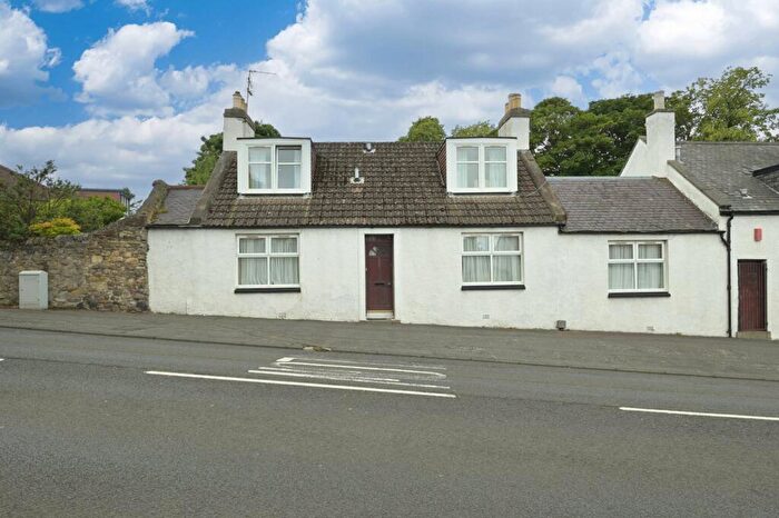 4 Bedroom Semi Detached House For Sale In - Church Street, Tranent, EH33