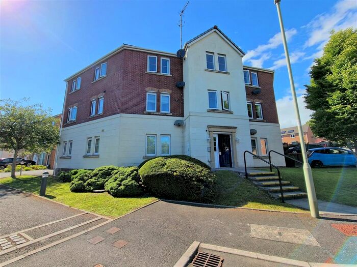 2 Bedroom Flat To Rent In Longacres, Brackla, Bridgend, CF31
