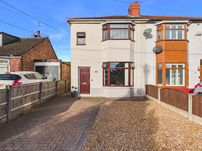 3 Bedroom Semi-Detached House For Sale In Stoneley Road, Crewe, CW1