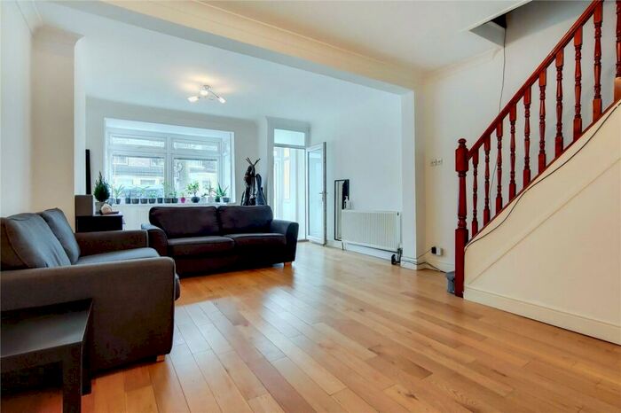 3 Bedroom Terraced House To Rent In Colegrave Road, Stratford, London, E15