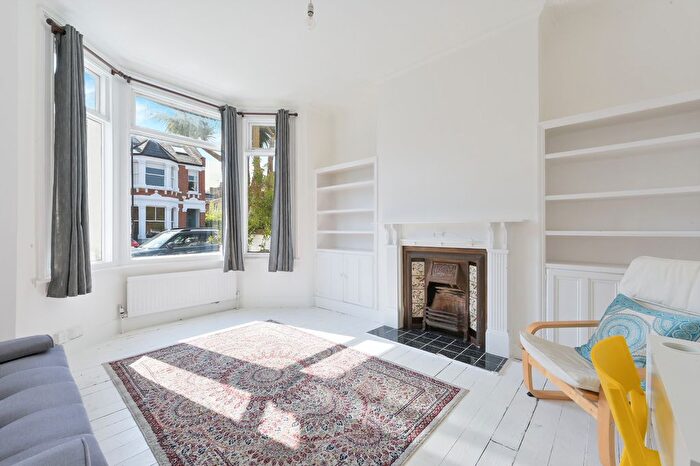 4 Bedroom Property To Rent In Balfern Grove, Chiswick, W4