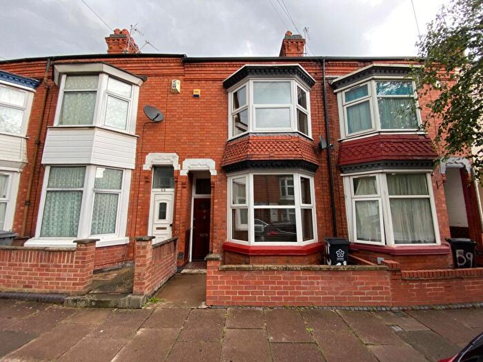 3 Bedroom Terraced House For Sale In Barclay Street, Leicester, LE3