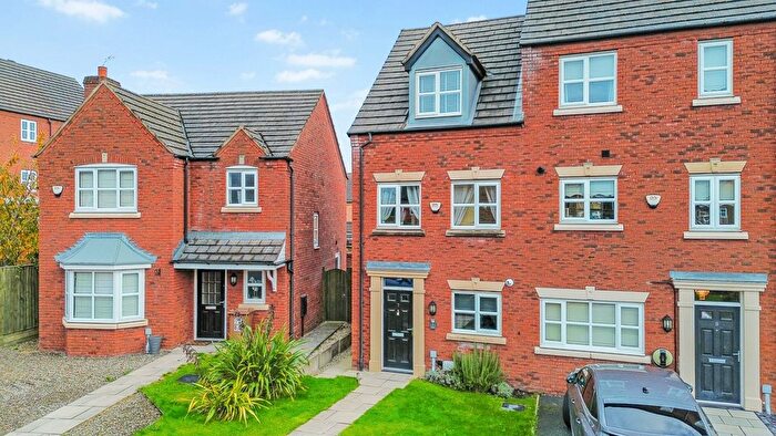 3 Bedroom Semi-Detached House For Sale In Haigh Close, St. Helens, WA9