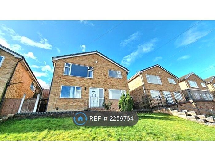 4 Bedroom Detached House To Rent In Fryent Close, Blackrod, Bolton, BL6