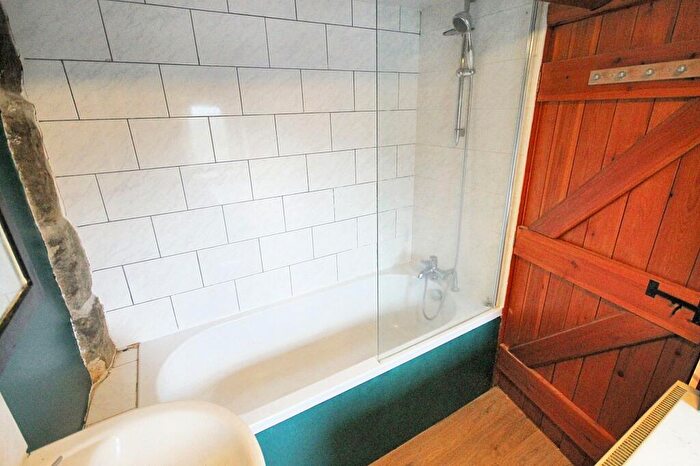 1 Bedroom Cottage To Rent In Rough Side Lane, Todmorden, OL14