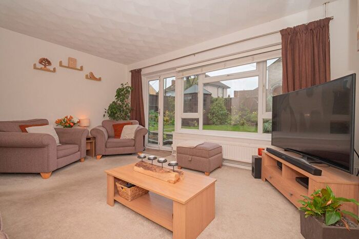 3 Bedroom End Of Terrace House For Sale In Holly Road, Ramsgate, CT11