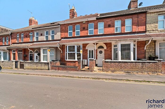 3 Bedroom Terraced House For Sale In Kent Road, Old Town, Swindon, SN1