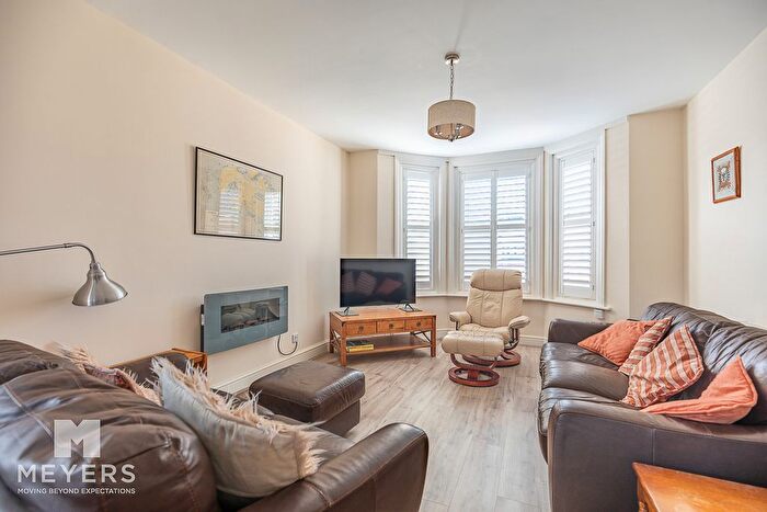 4 Bedroom Detached House For Sale In Blandford Road, Hamworthy, Poole, BH15