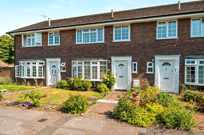 3 Bedroom Terraced House For Sale In Ockfields, Milford, Godalming, Surrey, GU8