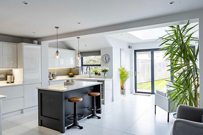 3 Bedroom Semi Detached House For Sale In Jubilee Road, Kingswood, Bristol, Gloucestershire, BS15