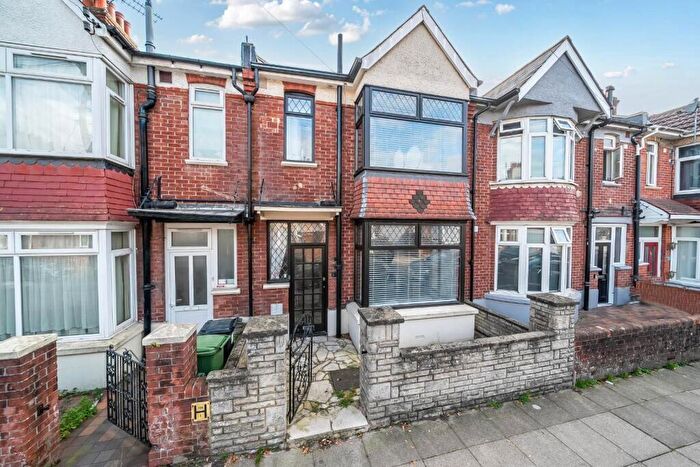 3 Bedroom Terraced House For Sale In Hewett Road, Portsmouth, Hampshire, PO2
