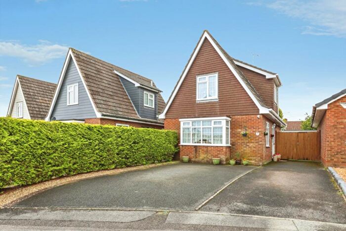 2 Bedroom Detached House For Sale In Hawkchurch Gardens, Canford Heath, Poole, Dorset, BH17
