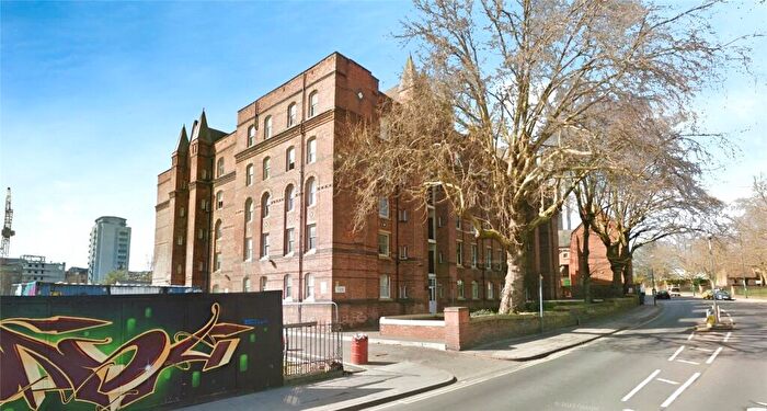 Studio For Sale In Park View Court, Bath Street, Nottingham, Nottinghamshire, NG1