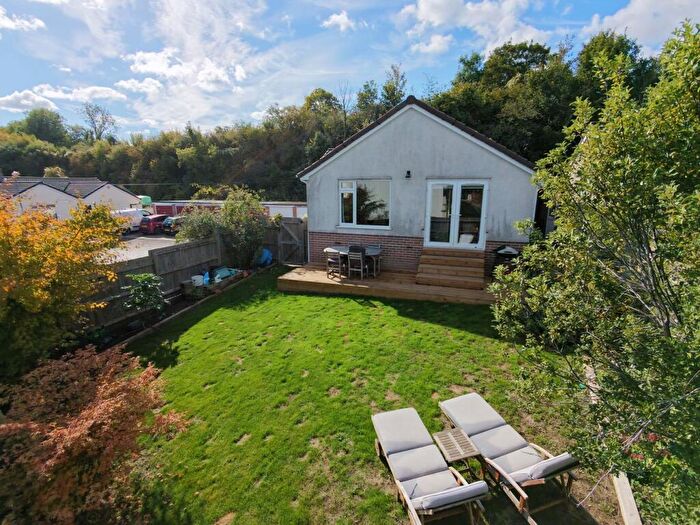 3 Bedroom Bungalow For Sale In Abbey View, Spetisbury, Blandford Forum, DT11