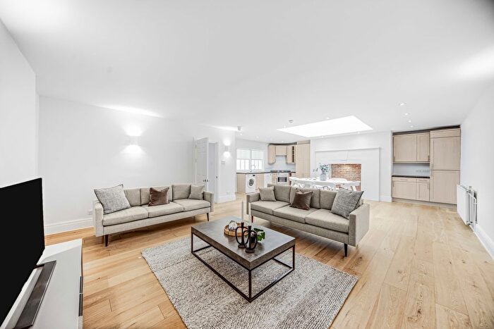 1 Bedroom Flat To Rent In Wimpole Street, London, W1G