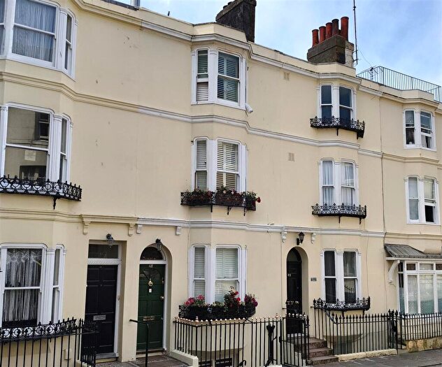 5 Bedroom House For Sale In Regency Square, Brighton, BN1