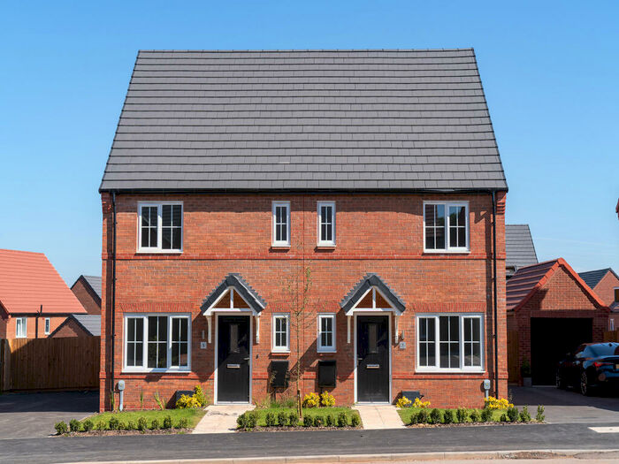 3 Bedroom Terraced House For Sale In Derby Road, Loughborough, LE12