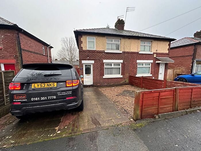 3 Bedroom Semi-Detached House To Rent In Clarence Street, Hyde, SK14