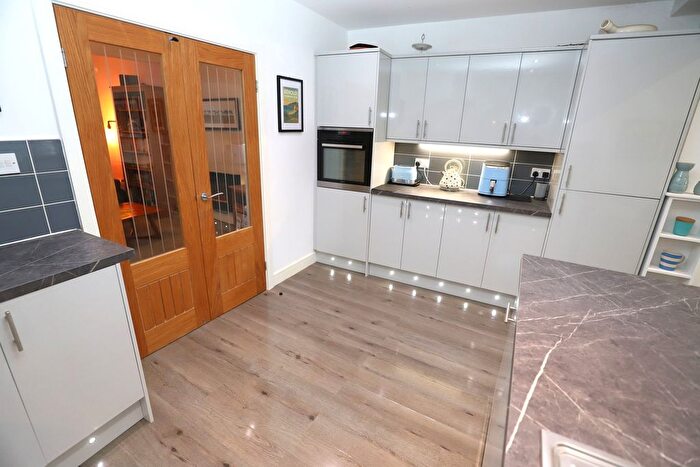 2 Bedroom Terraced House For Sale In Nuttall Lane, Ramsbottom, Bury, BL0