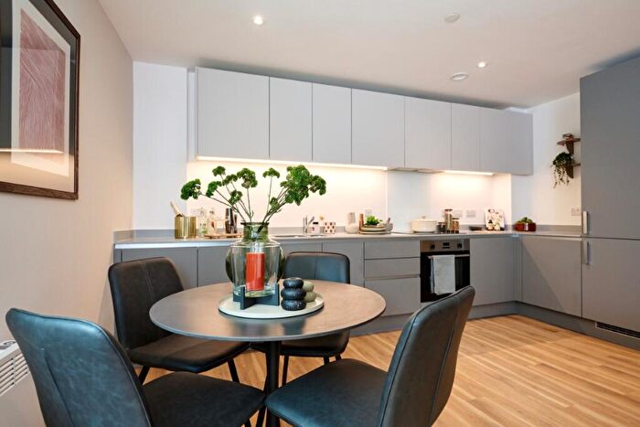 2 Bedroom Apartment To Rent In The Tilt Works, Sheffield Sheffield, S3
