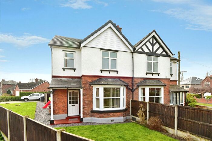 4 Bedroom Semi Detached House For Sale In Clifton Road, Sandbach, Cheshire, CW11