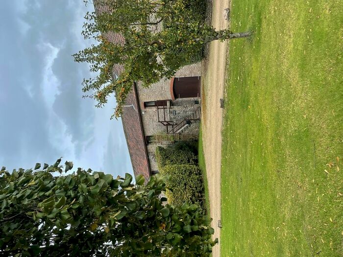 1 Bedroom Flat To Rent In Washingpool Hill Road, Tockington, Bristol, BS32