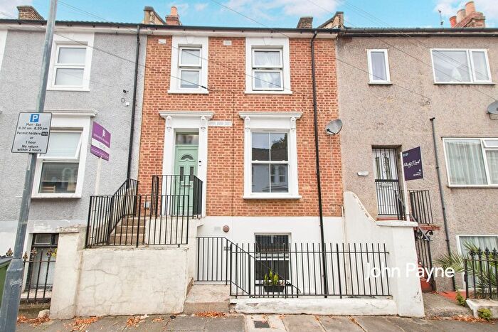 1 Bedroom Flat To Rent In Elmdene Road, London, SE18