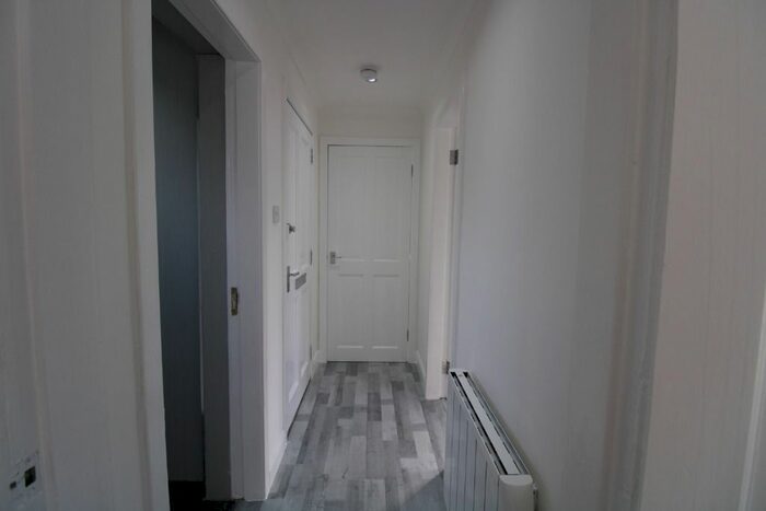 1 Bedroom Flat To Rent In Tummel Place, Grangemouth, FK3