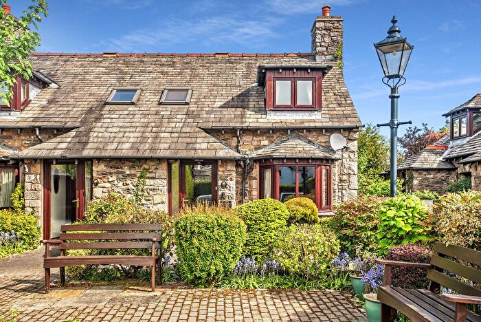 2 Bedroom Semi-Detached House For Sale In Town End Court, Natland, LA9