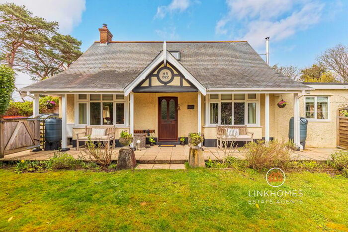 3 Bedroom Cottage For Sale In Corfe Road, Stoborough, Wareham, BH20