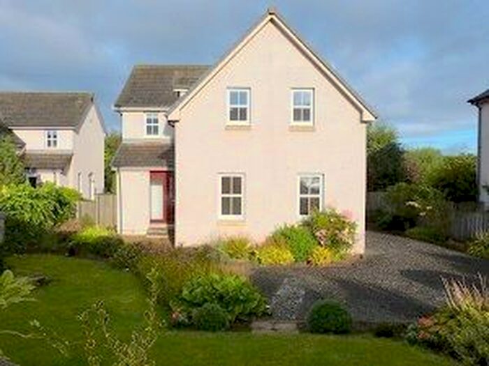3 Bedroom Detached House To Rent In Newburgh Road, Abernethy, PH2