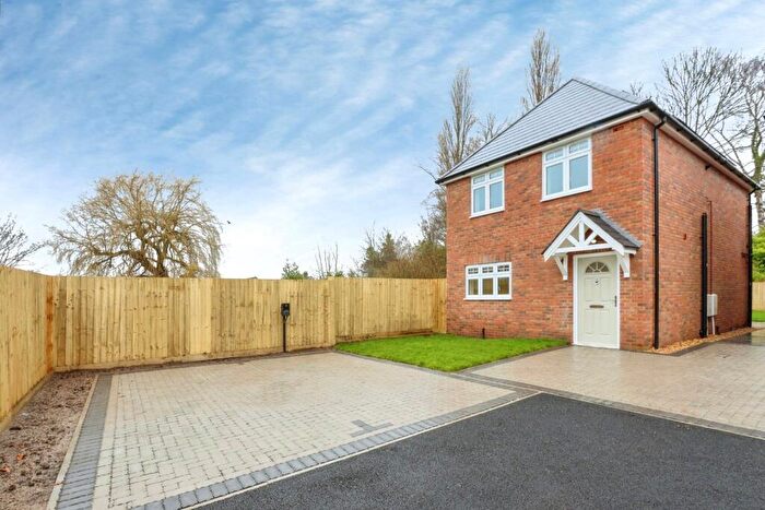 3 Bedroom Detached House For Sale In Parkstone Heights, Poole, Dorset, BH14