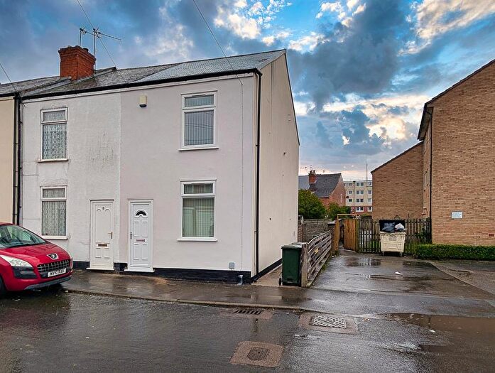 2 Bedroom End Of Terrace House For Sale In Beck Street, Carlton, Nottingham, NG4