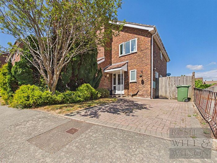 2 Bedroom Semi-Detached House For Sale In Falconers Drive, Battle, TN33