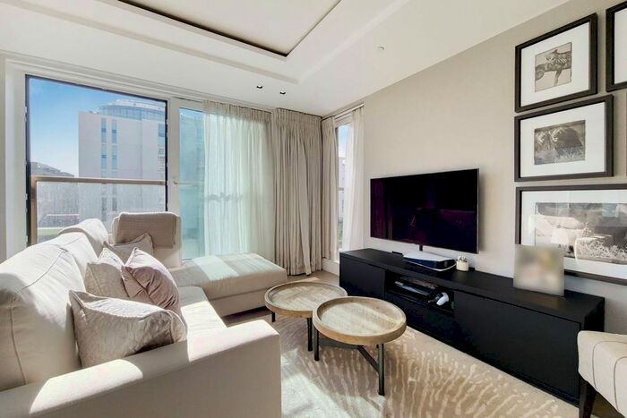 2 Bedroom Flat To Rent In Radnor Terrace, High Street Kensington, London, W14
