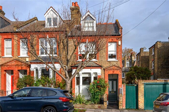 4 Bedroom Terraced House For Sale In Gallia Road, Highbury, London, N5