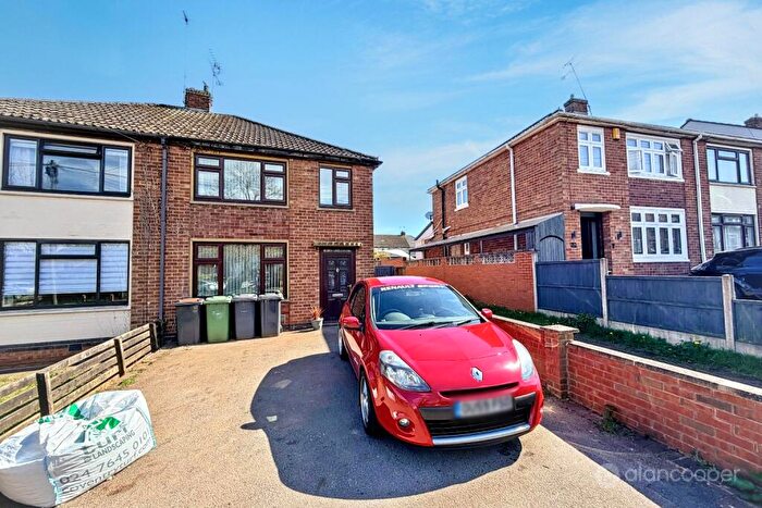 4 Bedroom Semi Detached House For Sale In Deans Way, Coventry, CV7